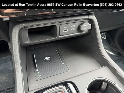 Used 2025 Honda Pilot Elite image 24