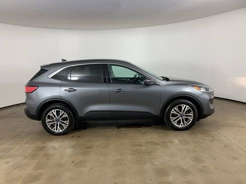 Used 2022 Ford Escape SEL image 7