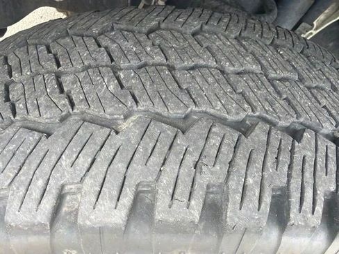 Used 2020 Ford F350 Limited w/ FX4 Off-Road Package AWD/4WD image 9