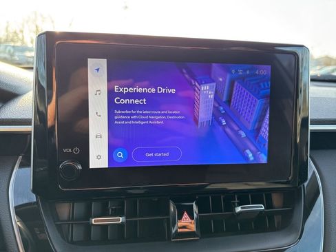 Used 2024 Toyota Corolla Cross XSE w/ Convenience Package image 24