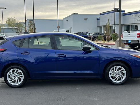 Used 2025 Subaru Impreza 2.0i AWD/4WD image 5