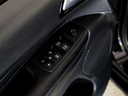 Used 2024 Dodge Durango SXT w/ SXT Blacktop Group image 44