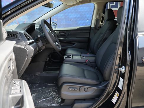 New 2026 Honda Odyssey EX-L image 16
