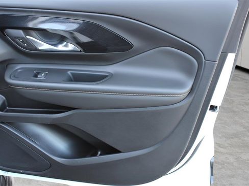 Used 2024 GMC Terrain AT4 image 26