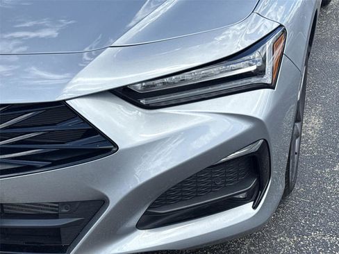 Used 2025 Acura TLX SH-AWD w/ A-SPEC Pkg image 9