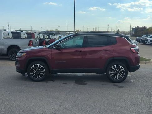 Certified 2022 Jeep Compass Limited image 6