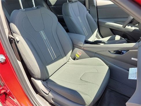 New 2025 Hyundai Elantra Sport image 14