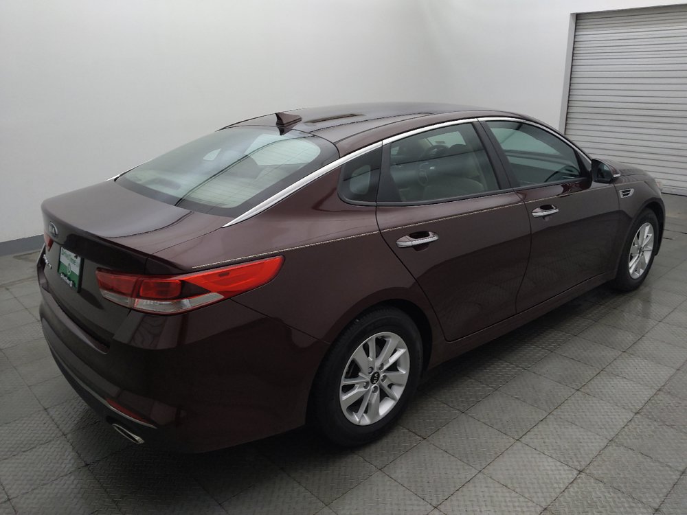Used 2018 Kia Optima LX FWD image 9