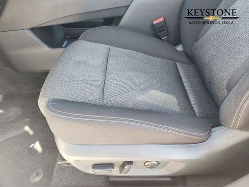 Used 2024 Nissan Rogue SV image 24