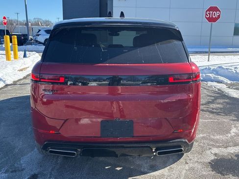 Used 2024 Land Rover Range Rover Sport Dynamic SE image 11