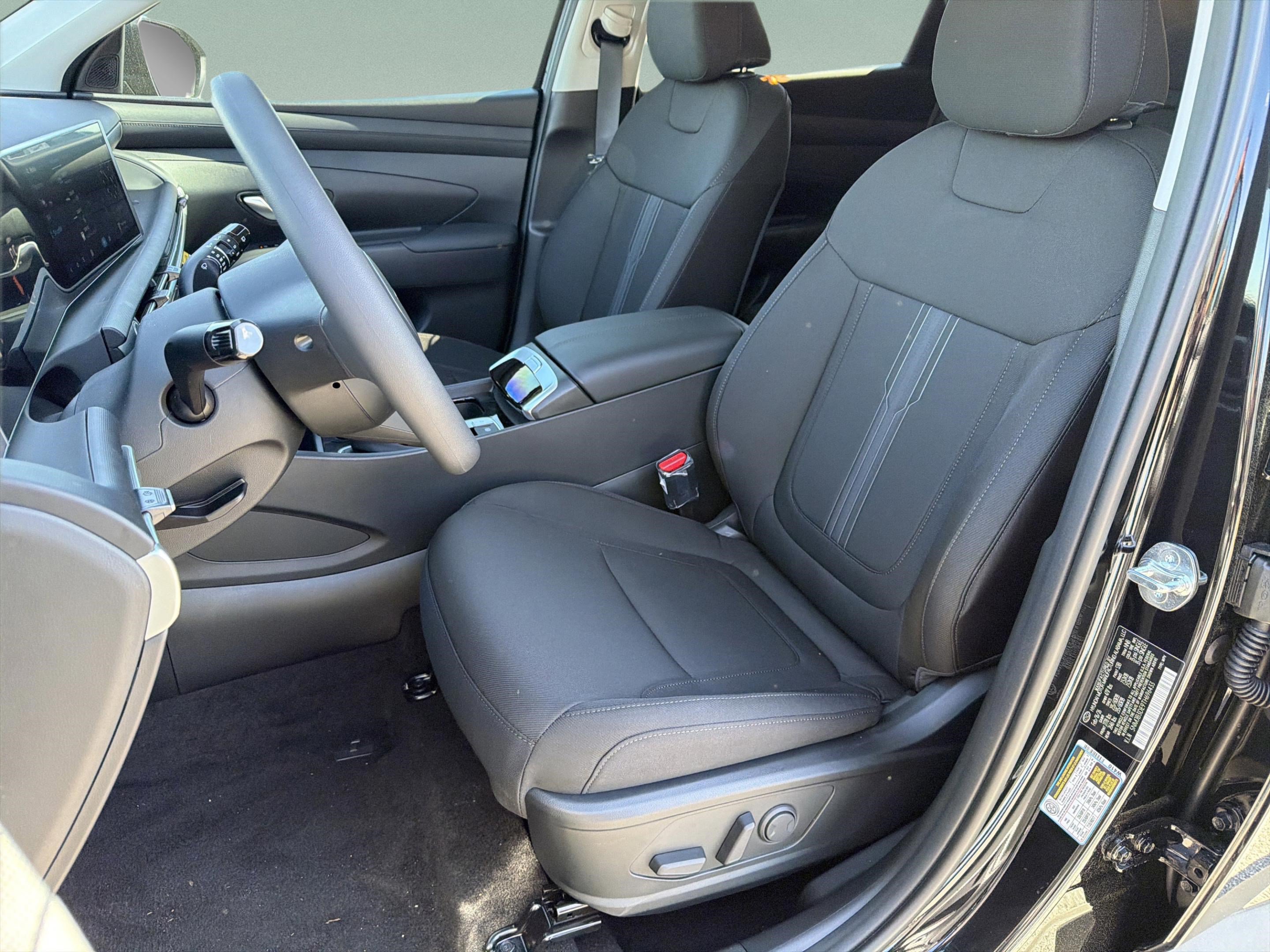 New 2026 Hyundai Tucson SEL FWD image 18