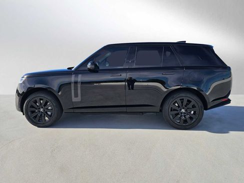 Used 2025 Land Rover Range Rover SE AWD/4WD image 6
