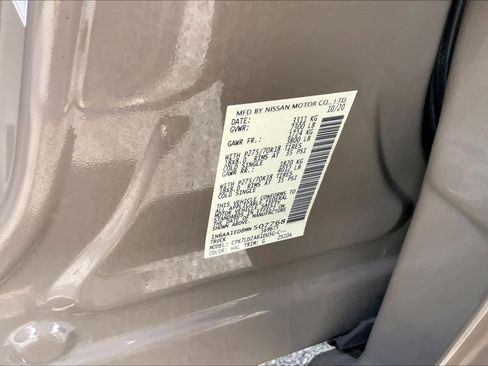 Used 2021 Nissan Titan PRO-4X w/ Pro-4x Convenience Package image 34