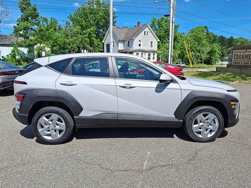 Certified 2024 Hyundai Kona SE AWD/4WD image 25