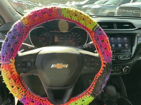 Used 2021 Chevrolet TrailBlazer LT w/ Convenience Package image 25