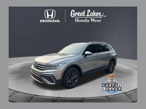 Used 2024 Volkswagen Tiguan SE w/ Panoramic Sunroof Package AWD/4WD image 1