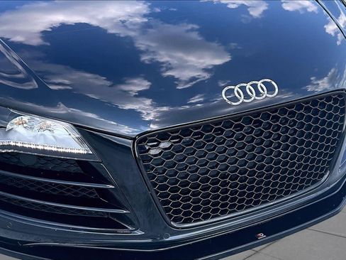Used 2011 Audi R8 V10 AWD/4WD image 26