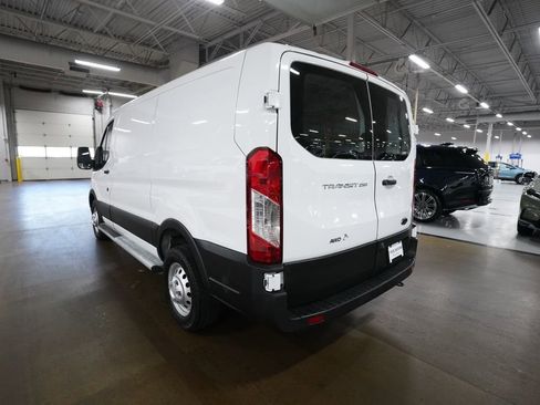 Used 2024 Ford Transit 250 Low Roof AWD w/ Exterior Upgrade Package image 32