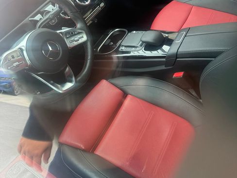 Used 2022 Mercedes-Benz CLA 250 image 3