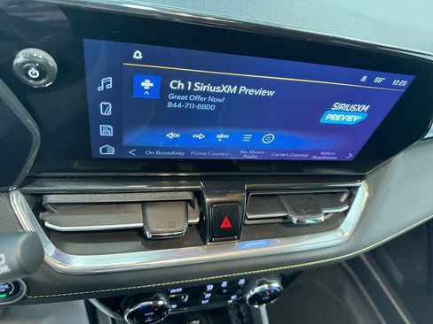 Used 2025 Chevrolet TrailBlazer ACTIV w/ Convenience Package image 24