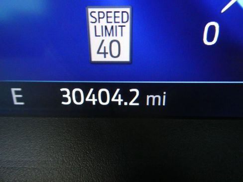 Used 2024 Ford Explorer ST w/ Equipment Group 401A AWD/4WD image 40