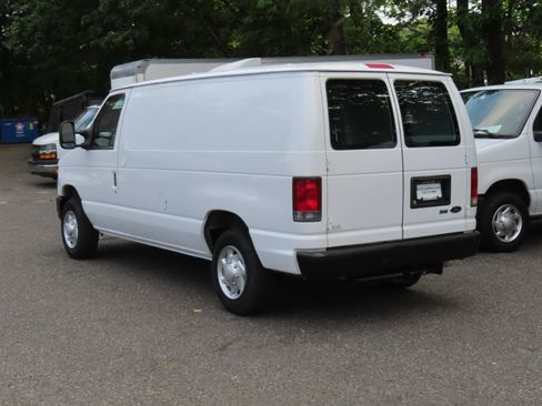 Used 2014 Ford E-150 and Econoline 150 RWD image 4