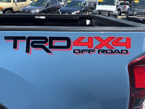 Used 2019 Toyota Tacoma TRD Off-Road AWD/4WD image 51