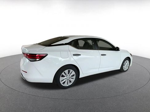 Used 2025 Nissan Sentra S image 14