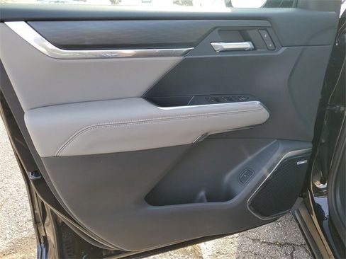 New 2026 GMC Acadia Elevation w/ Elevation Premium Package image 21