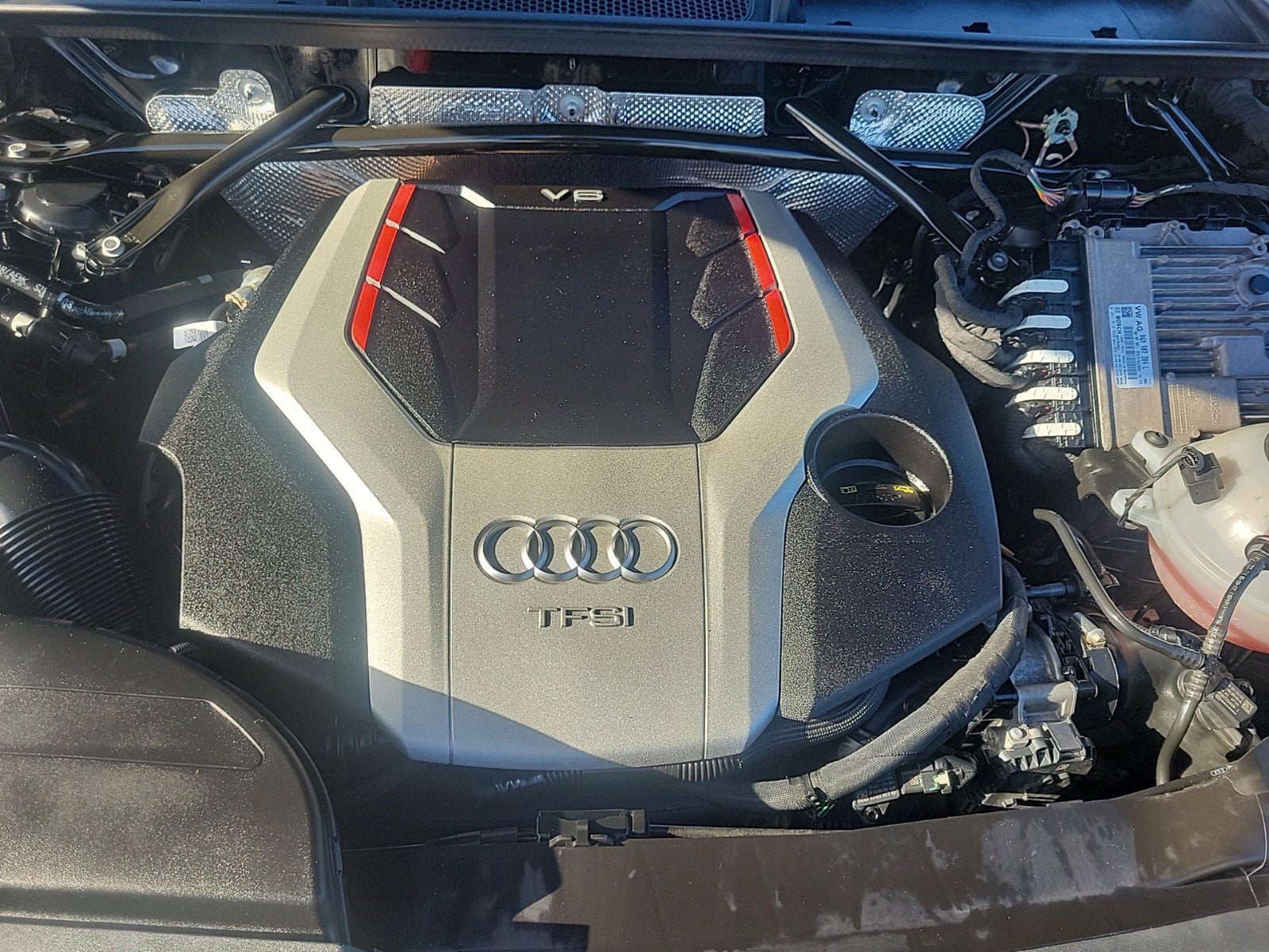 Used 2020 Audi SQ5 Premium Plus AWD/4WD image 11