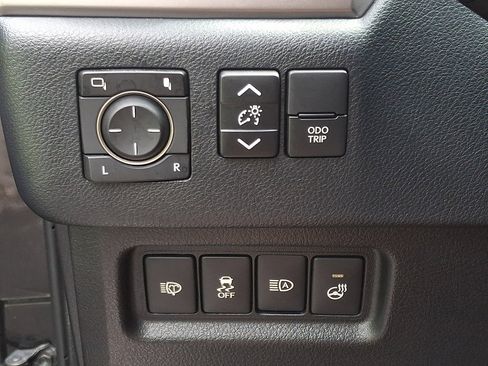 Certified 2023 Lexus GX 460 Premium w/ Premium Package AWD/4WD image 26