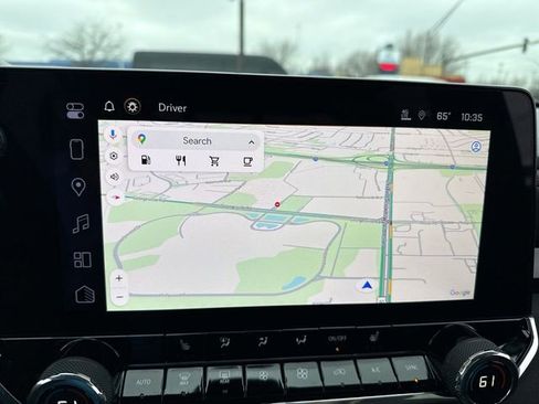 Used 2024 Chevrolet Colorado Z71 w/ Z71 Convenience Package 2 image 18