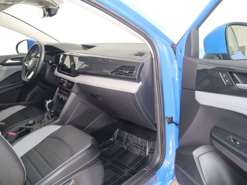 Used 2022 Volkswagen Taos SEL w/ Panoramic Sunroof Package AWD/4WD image 40