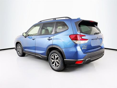 Used 2021 Subaru Forester Premium w/ Popular Package #1 AWD/4WD image 5
