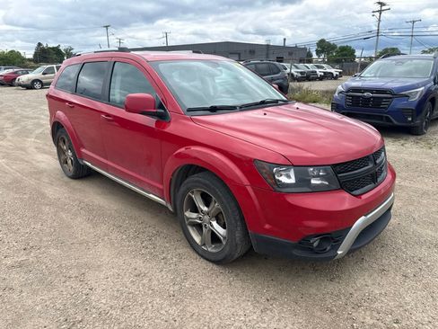 Used 2017 Dodge Journey Crossroad w/ Popular Equipment Group AWD/4WD image 4