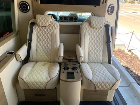 Used 2022 Mercedes-Benz Sprinter 3500 image 39