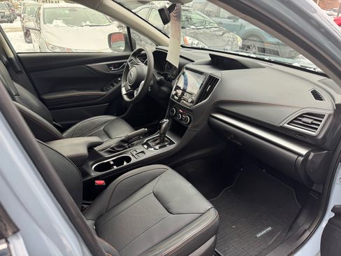 Used 2023 Subaru Crosstrek 2.5i Limited w/ Moonroof Package image 15