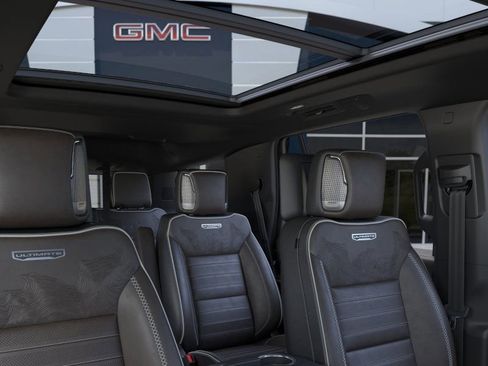 New 2025 GMC Yukon Denali Ultimate image 24