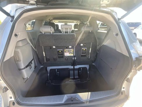 Used 2024 Toyota Sienna XLE image 15