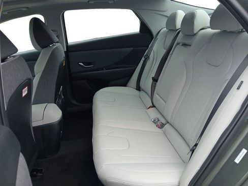 New 2026 Hyundai Elantra Limited FWD image 13