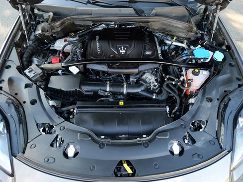Used 2023 Maserati Grecale GT AWD/4WD image 56