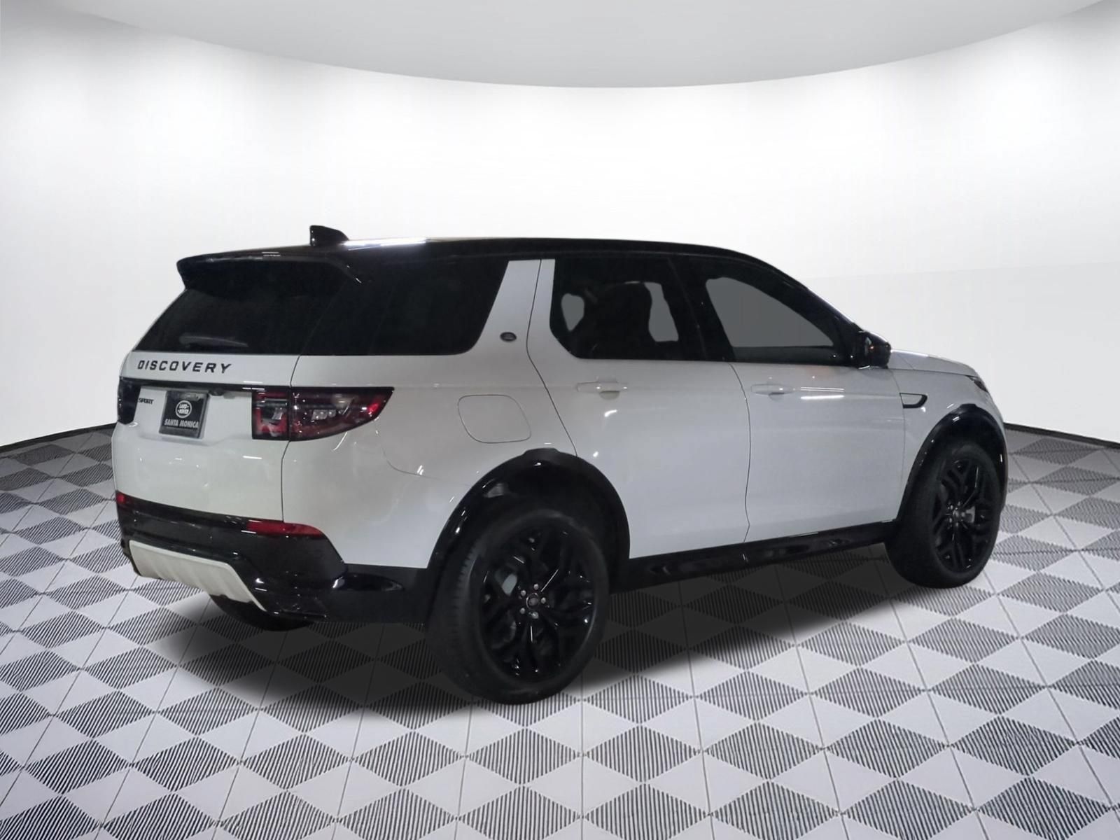 New 2026 Land Rover Discovery Sport Landmark AWD/4WD image 5