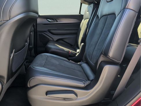 New 2025 Jeep Grand Cherokee L Altitude image 33