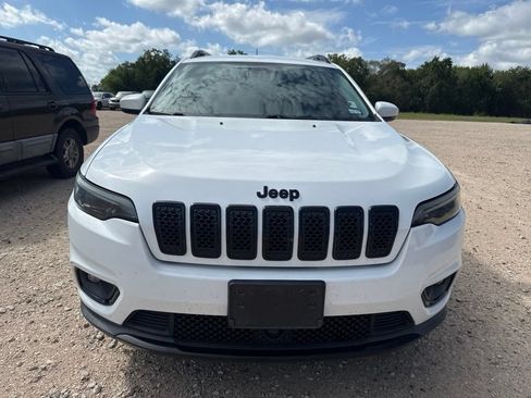 Used 2021 Jeep Cherokee Latitude Plus FWD image 2