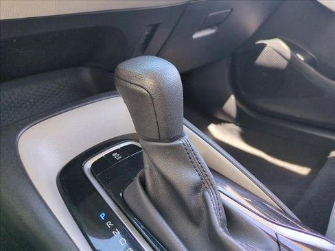 Used 2020 Toyota Corolla LE FWD image 12