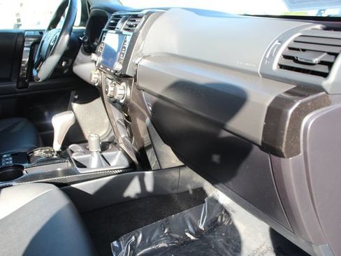 Certified 2024 Toyota 4Runner TRD Off-Road Premium w/ Moonroof Package AWD/4WD image 23