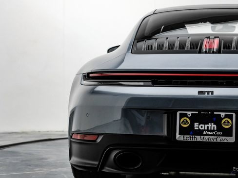 Used 2025 Porsche 911 Carrera image 15