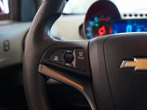 Used 2015 Chevrolet Sonic LT image 25