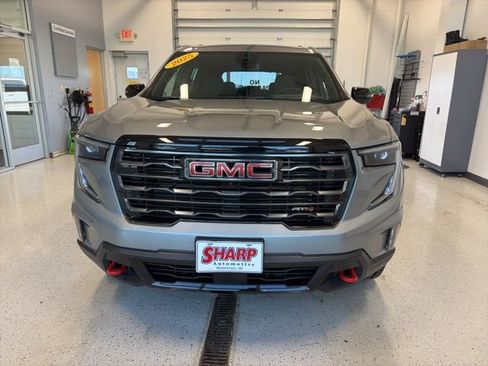 Used 2025 GMC Acadia AT4 w/ LPO, Floor Liner Package AWD/4WD image 5