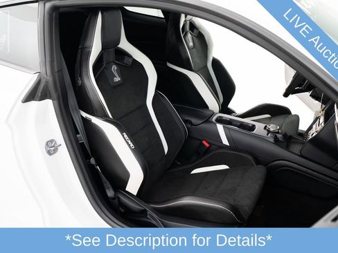 Used 2022 Ford Mustang Shelby GT500 w/ Carbon Fiber Track Pack image 25